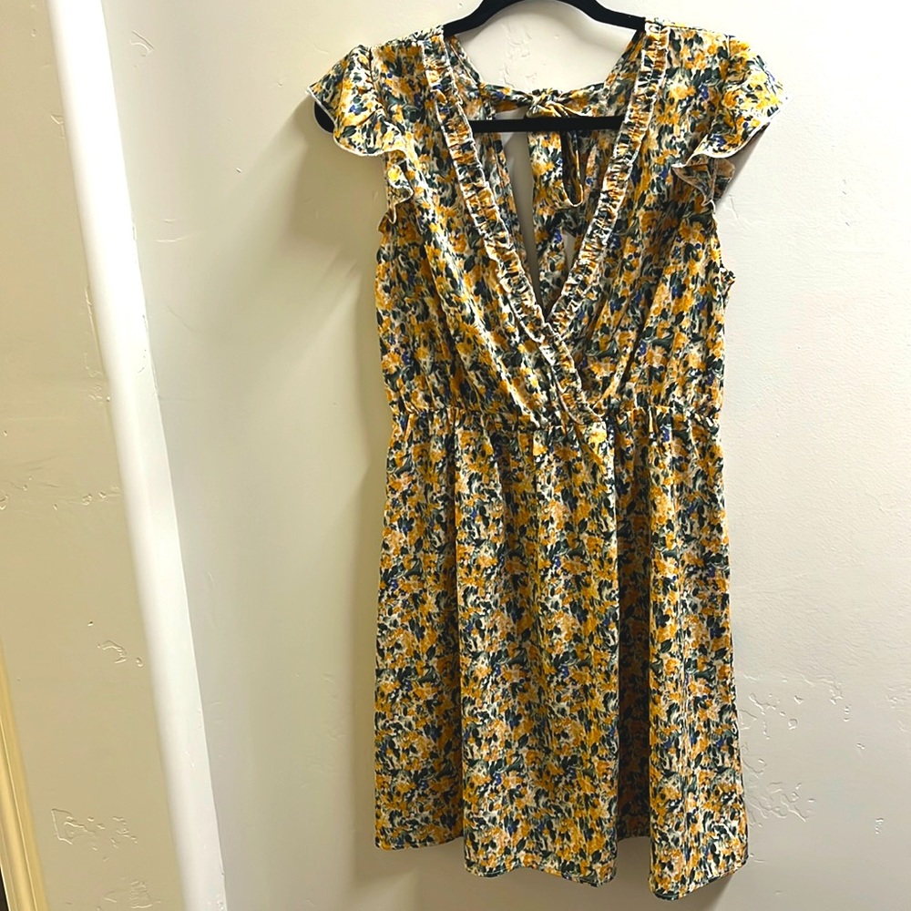 Super cute summer dress!